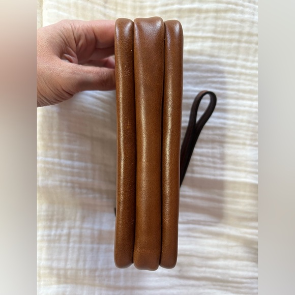 Patricia Nash Viani Wristlet - Vintage Distressed Leather - Picture 5 of 11